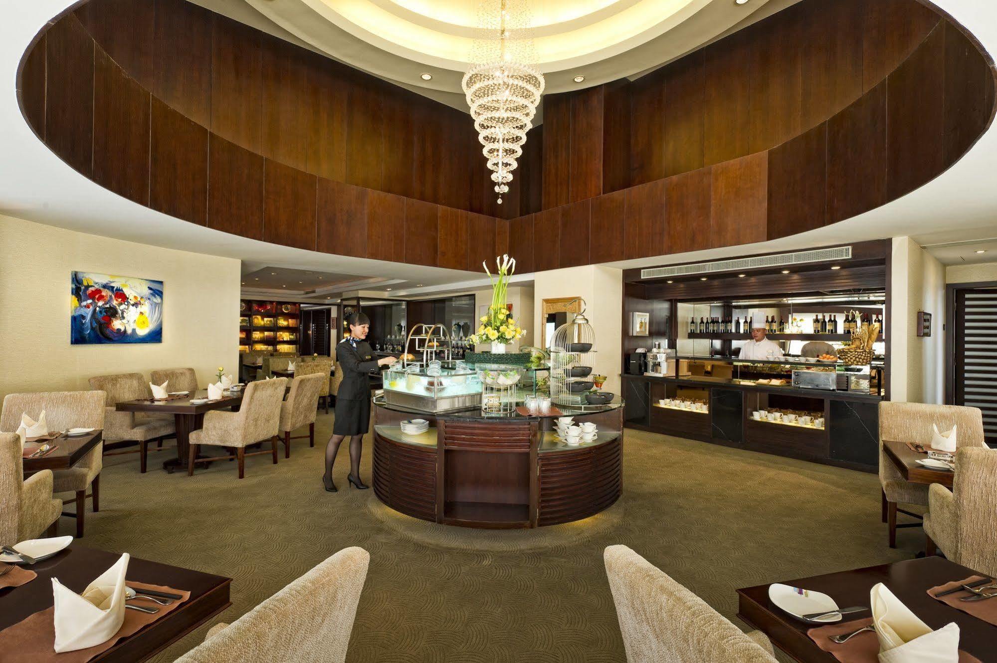 Hotel Nikko Tchien-ťin Exteriér fotografie The lounge at the airport